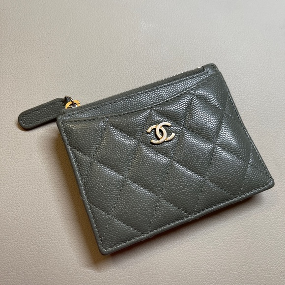 CHANEL Accessories - Authentic Chanel CC green calfskin gold tone metal wallet cardholder with zip